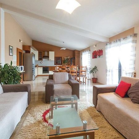 Mediterranean Stylish Villa With Pool In Kastel Stari Kaštela Kültér fotó